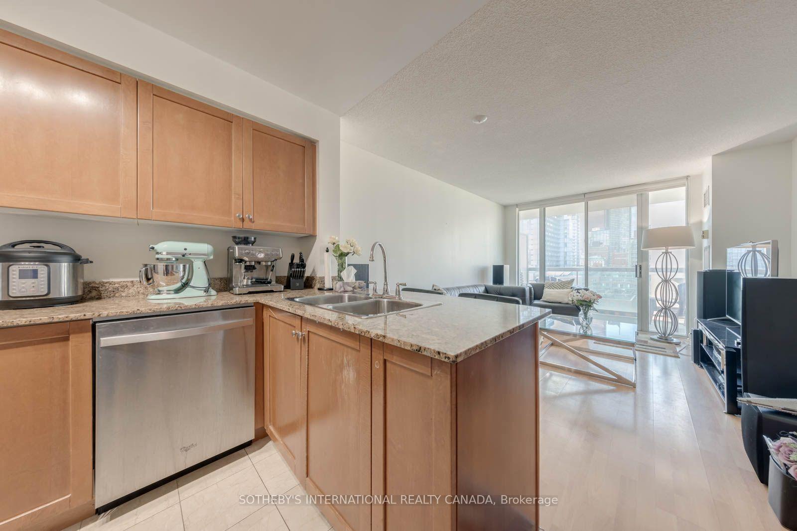 313-richmond-street-e-toronto-toronto-ontario-c13785590