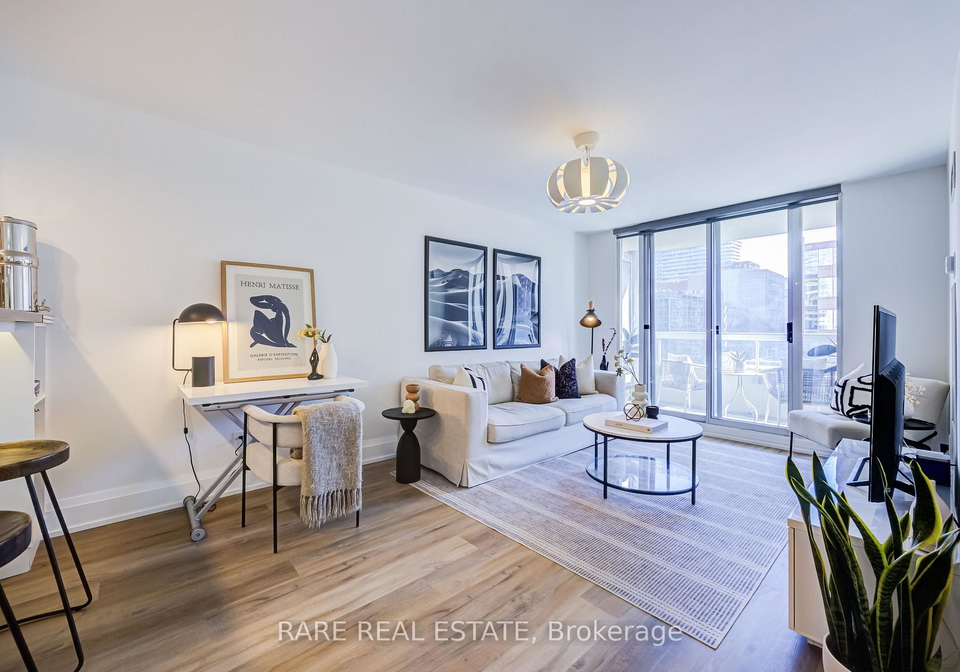 43-eglinton-avenue-toronto-toronto-ontario-c13785994