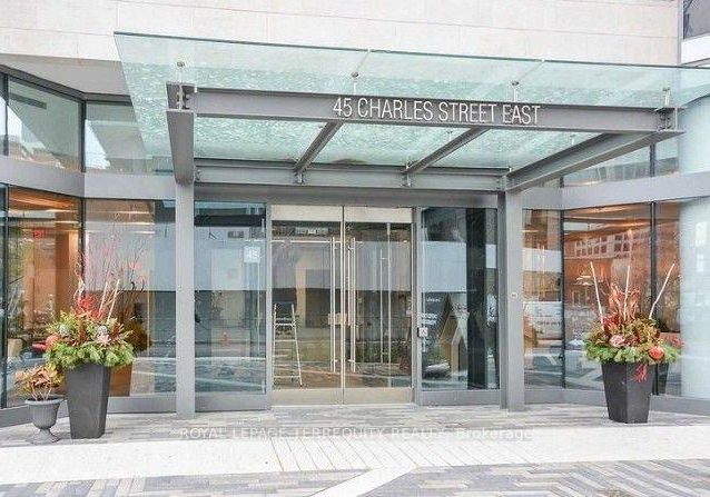 45-charles-street-e-toronto-toronto-ontario-c13786128
