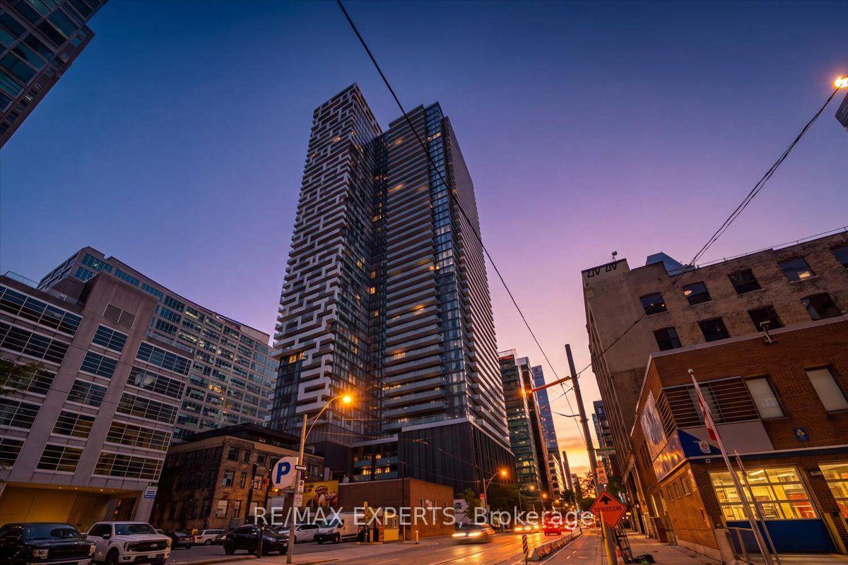 25-richmond-street-e-toronto-toronto-ontario-c13786382