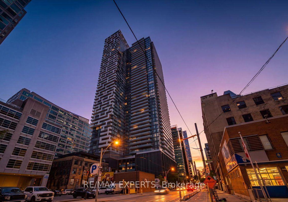 25-richmond-street-e-toronto-toronto-ontario-c13786382