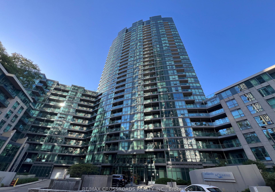 231-fort-york-boulevard-toronto-toronto-ontario-c13786730