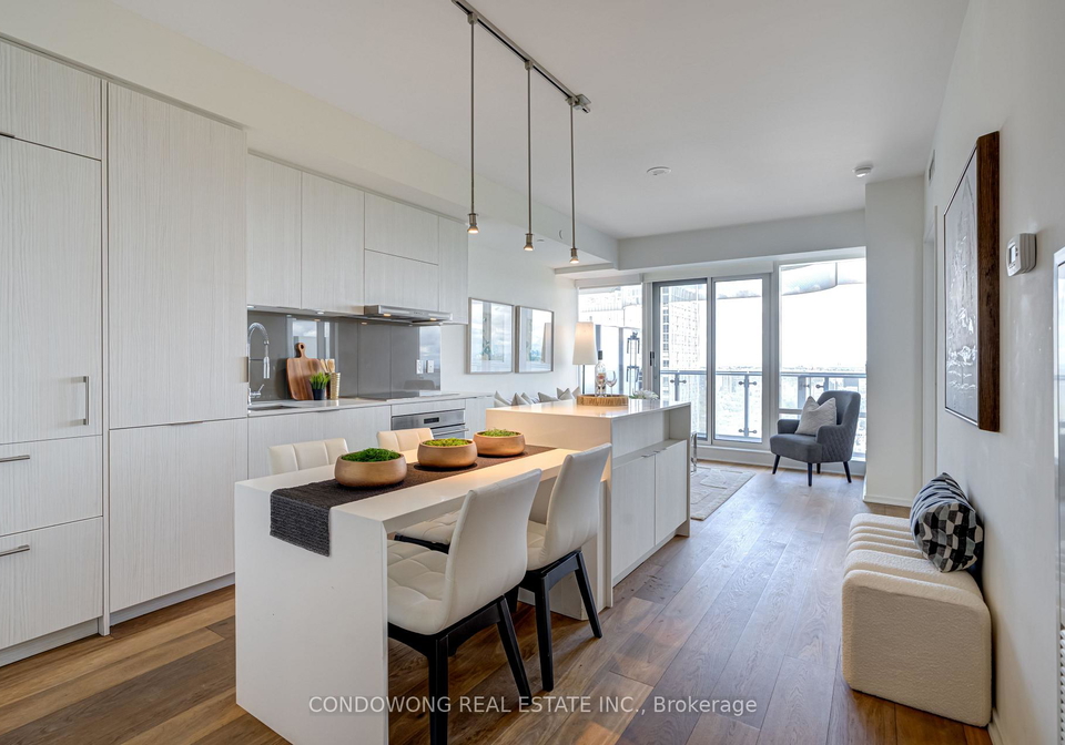 1-bloor-street-e-toronto-toronto-ontario-c13786956