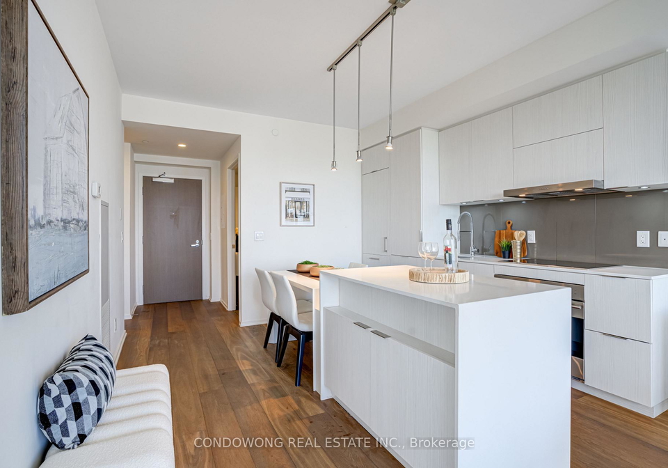 1-bloor-street-e-toronto-toronto-ontario-c13786956