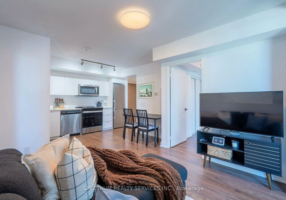 30-tretti-way-toronto-toronto-ontario-c13787358