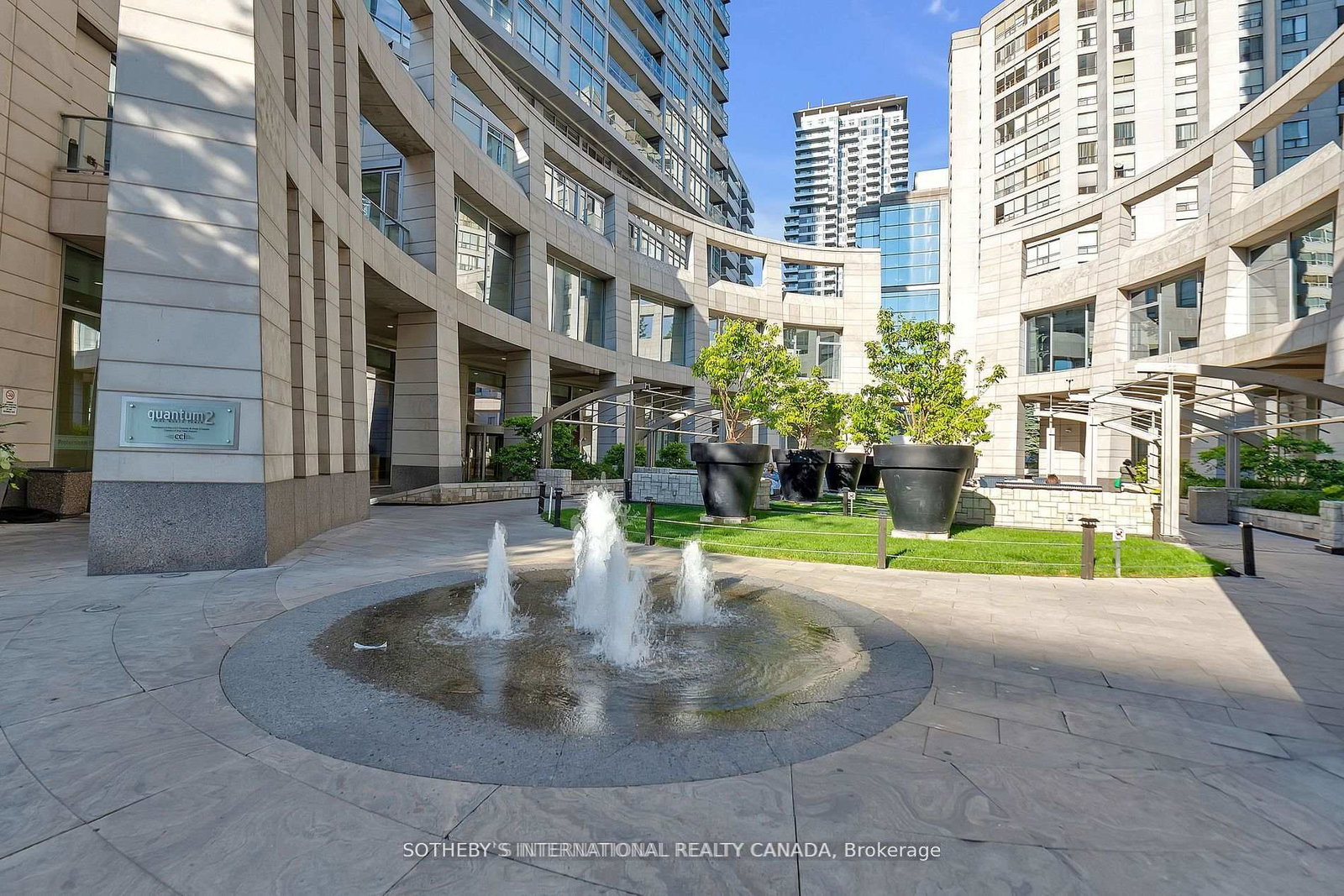 2181-yonge-street-toronto-toronto-ontario-c13787526