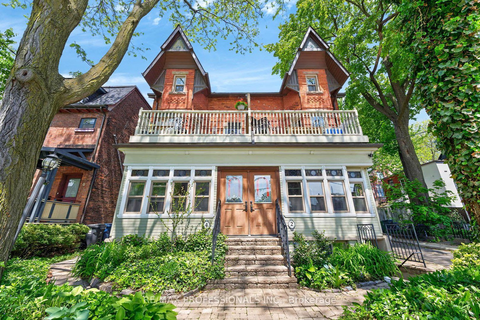 2-afton-avenue-toronto-toronto-ontario-c13787578