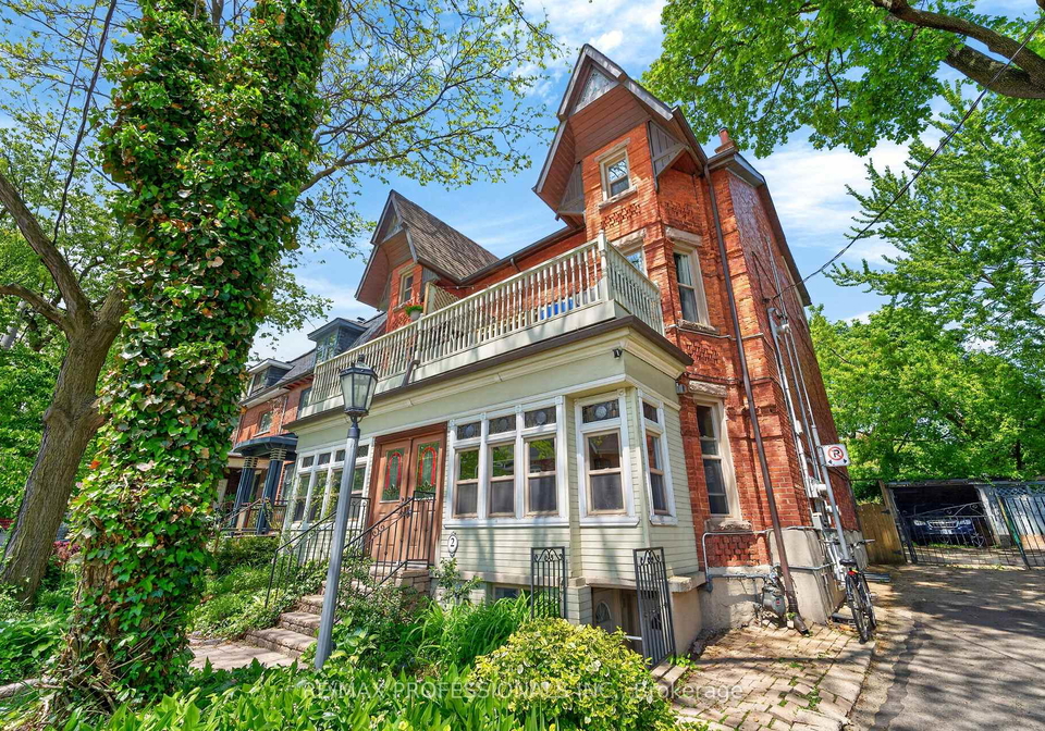 2-afton-avenue-toronto-toronto-ontario-c13787578