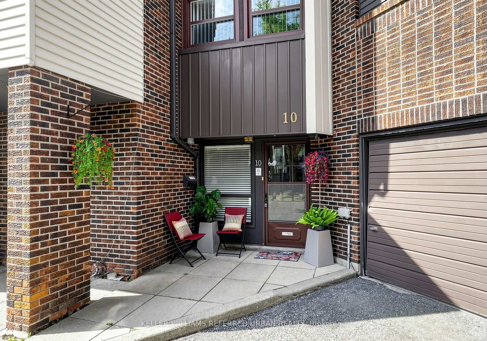 10-turret-hillway-way-toronto-north-york-ontario-c13789236