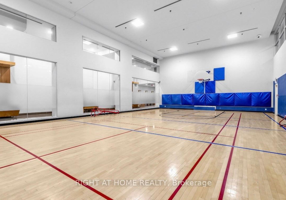 381-front-street-w-toronto-toronto-ontario-c13789286