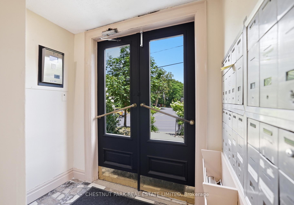 1648-bathurst-street-toronto-toronto-ontario-c13789328