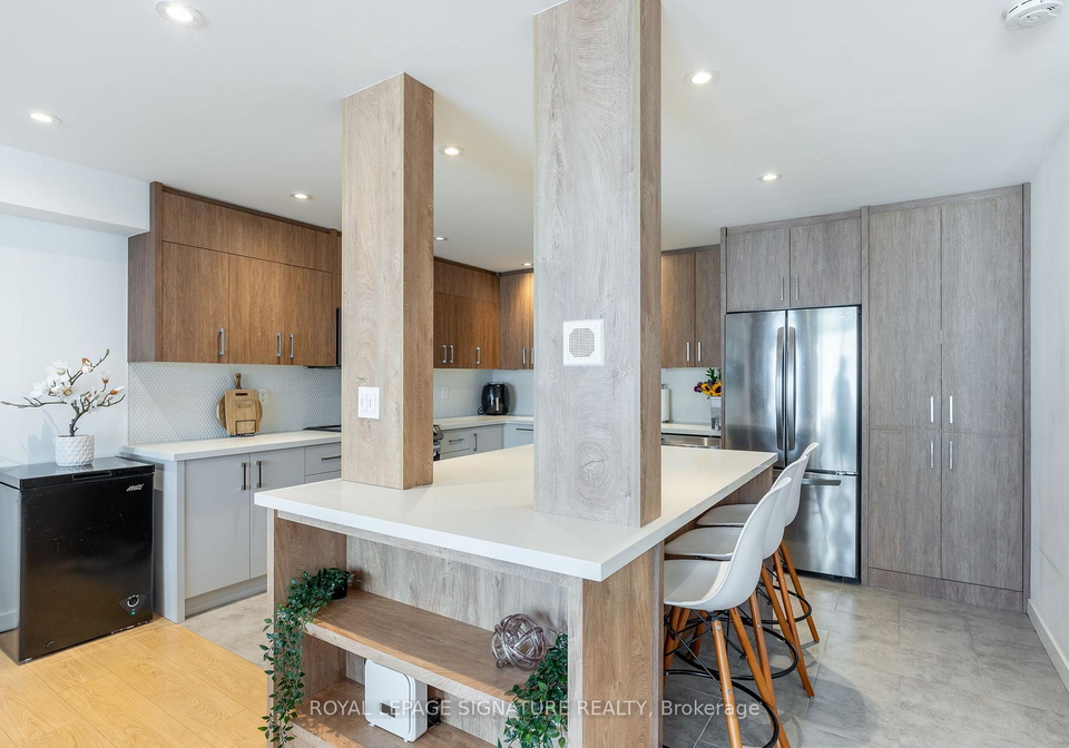 33-harbour-square-toronto-toronto-ontario-c13789514