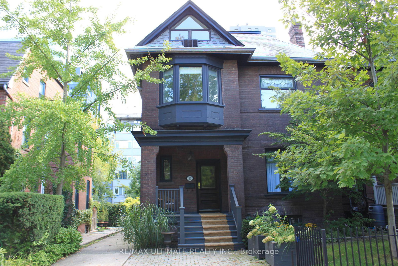 25-chicora-avenue-toronto-toronto-ontario-c13789532
