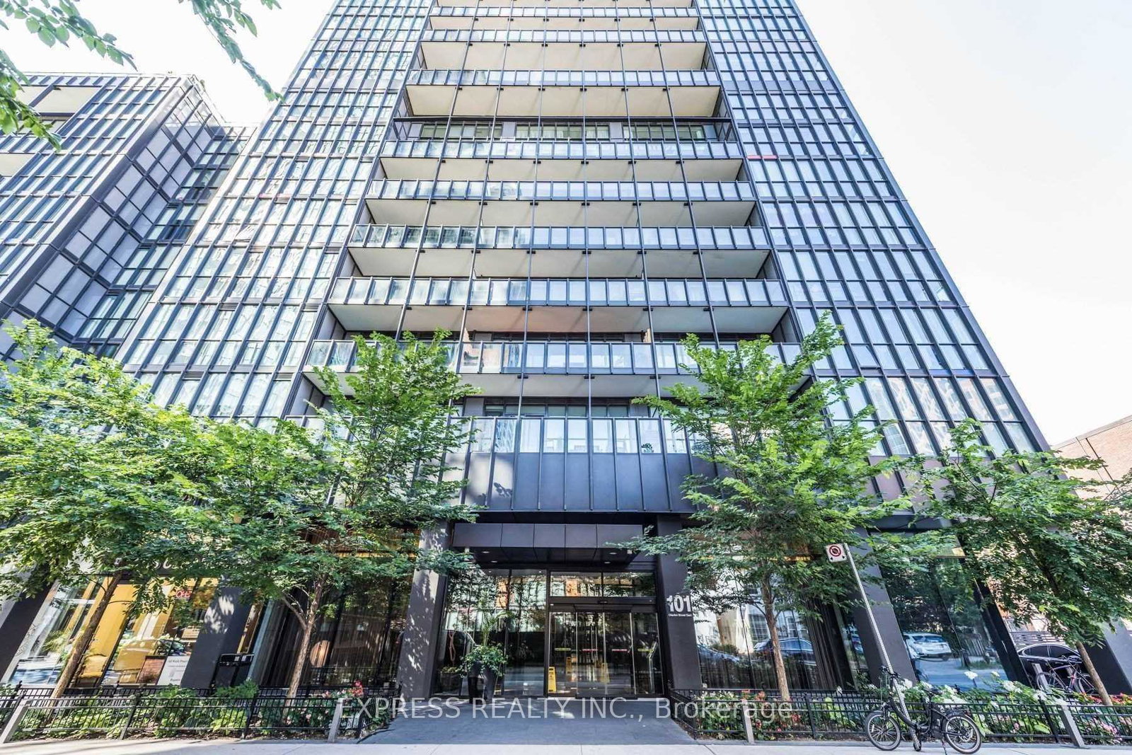 101-charles-street-e-toronto-toronto-ontario-c13789594