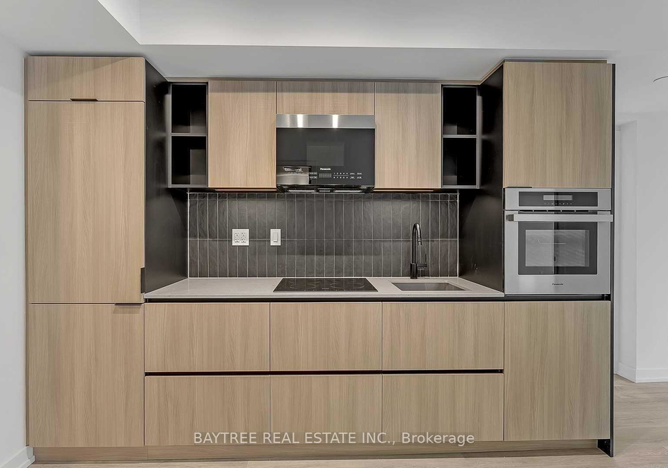 2-augusta-avenue-toronto-toronto-ontario-c13789634