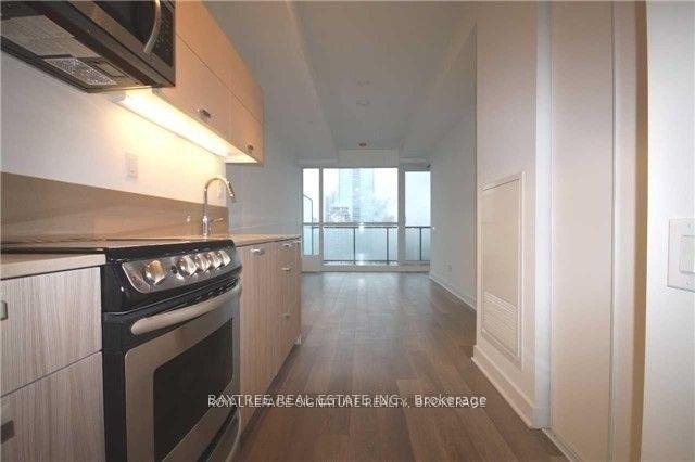 290-adelaide-street-w-toronto-toronto-ontario-c13789640