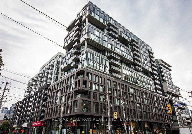 111-bathurst-street-toronto-toronto-ontario-c13789652