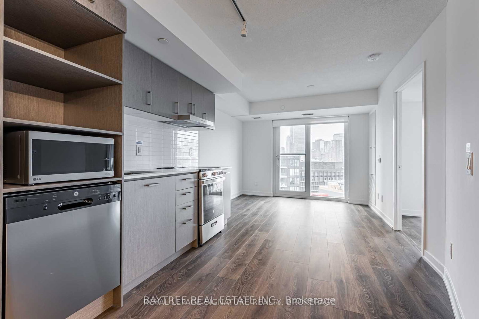 219-dundas-street-e-toronto-toronto-ontario-c13789656