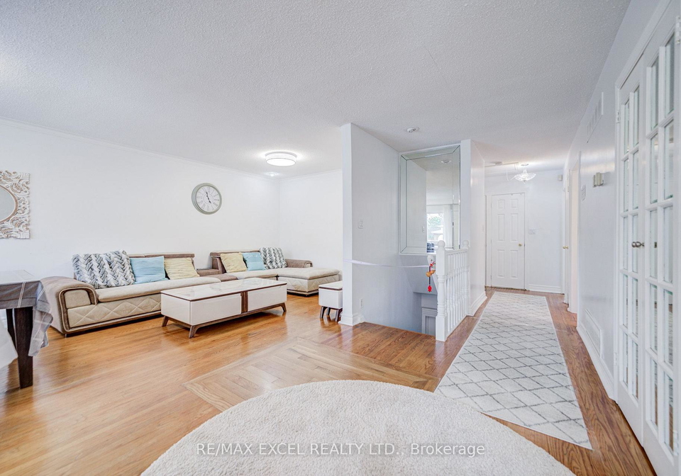 155-edmonton-drive-toronto-north-york-ontario-c13789680