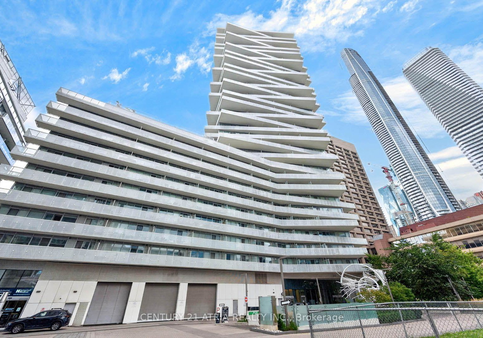 15-queens-quay-e-toronto-toronto-ontario-c13789752