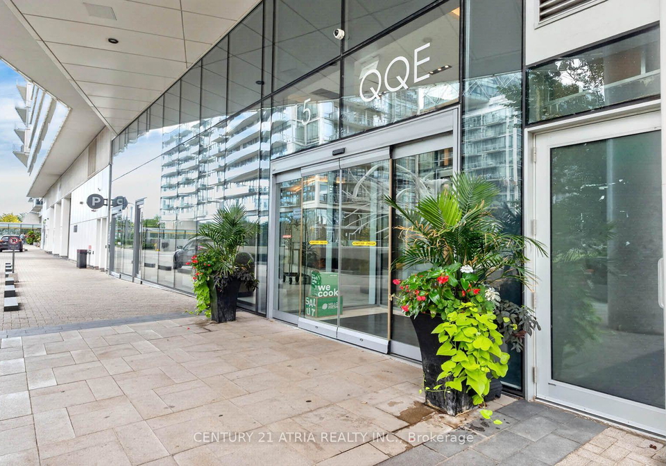 15-queens-quay-e-toronto-toronto-ontario-c13789752
