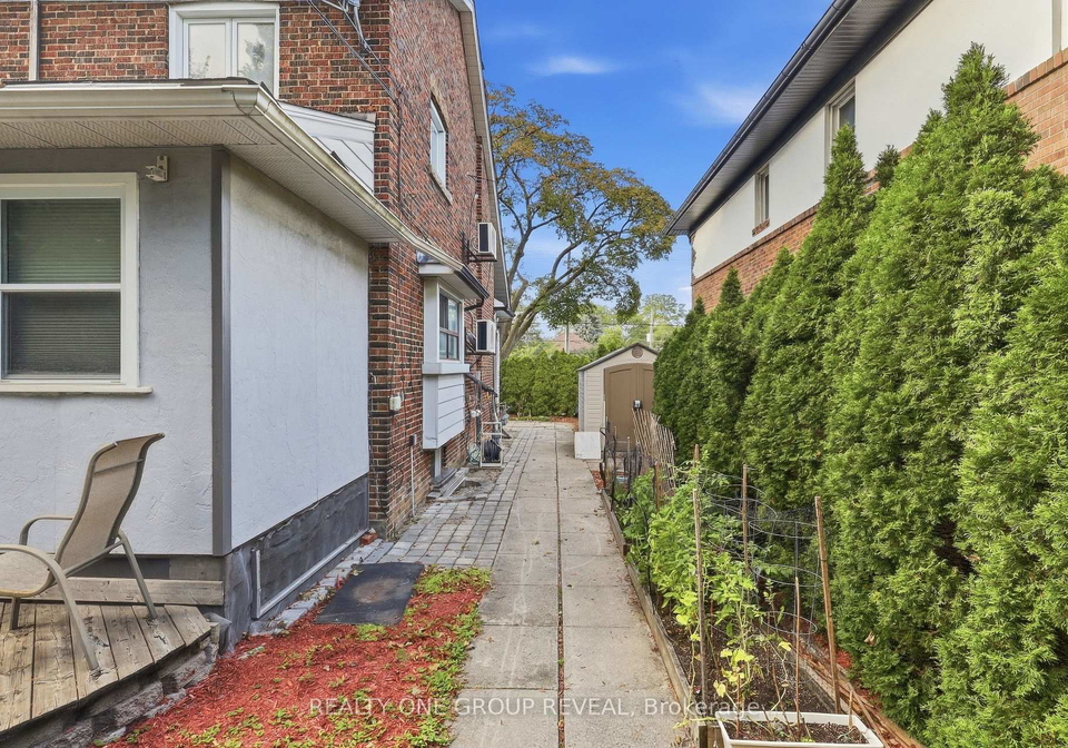 83-lawrence-avenue-e-toronto-toronto-ontario-c13789994