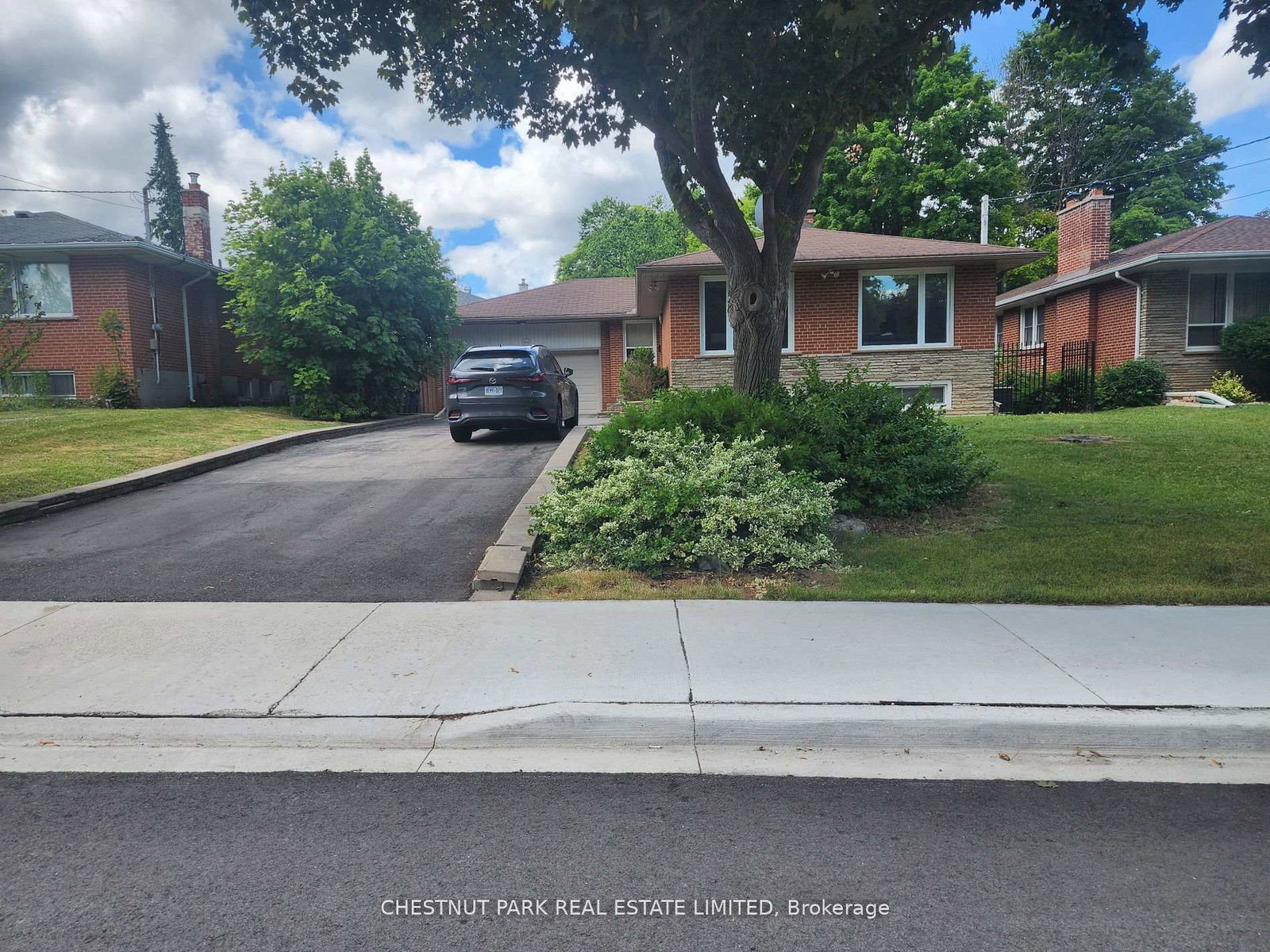 184-burbank-drive-toronto-north-york-ontario-c13790248