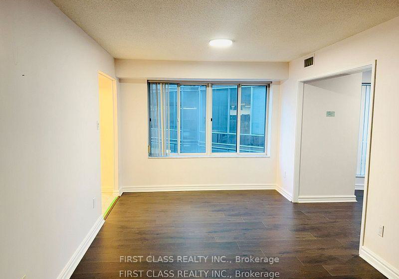 33-university-avenue-toronto-toronto-ontario-c13790748