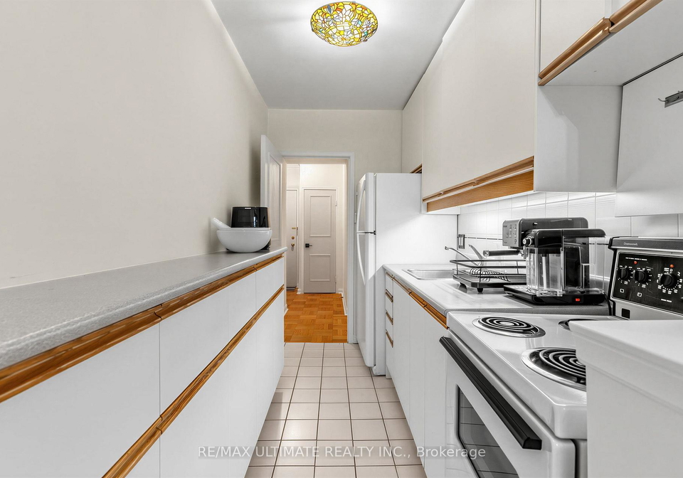 2-ridelle-avenue-toronto-toronto-ontario-c13790914
