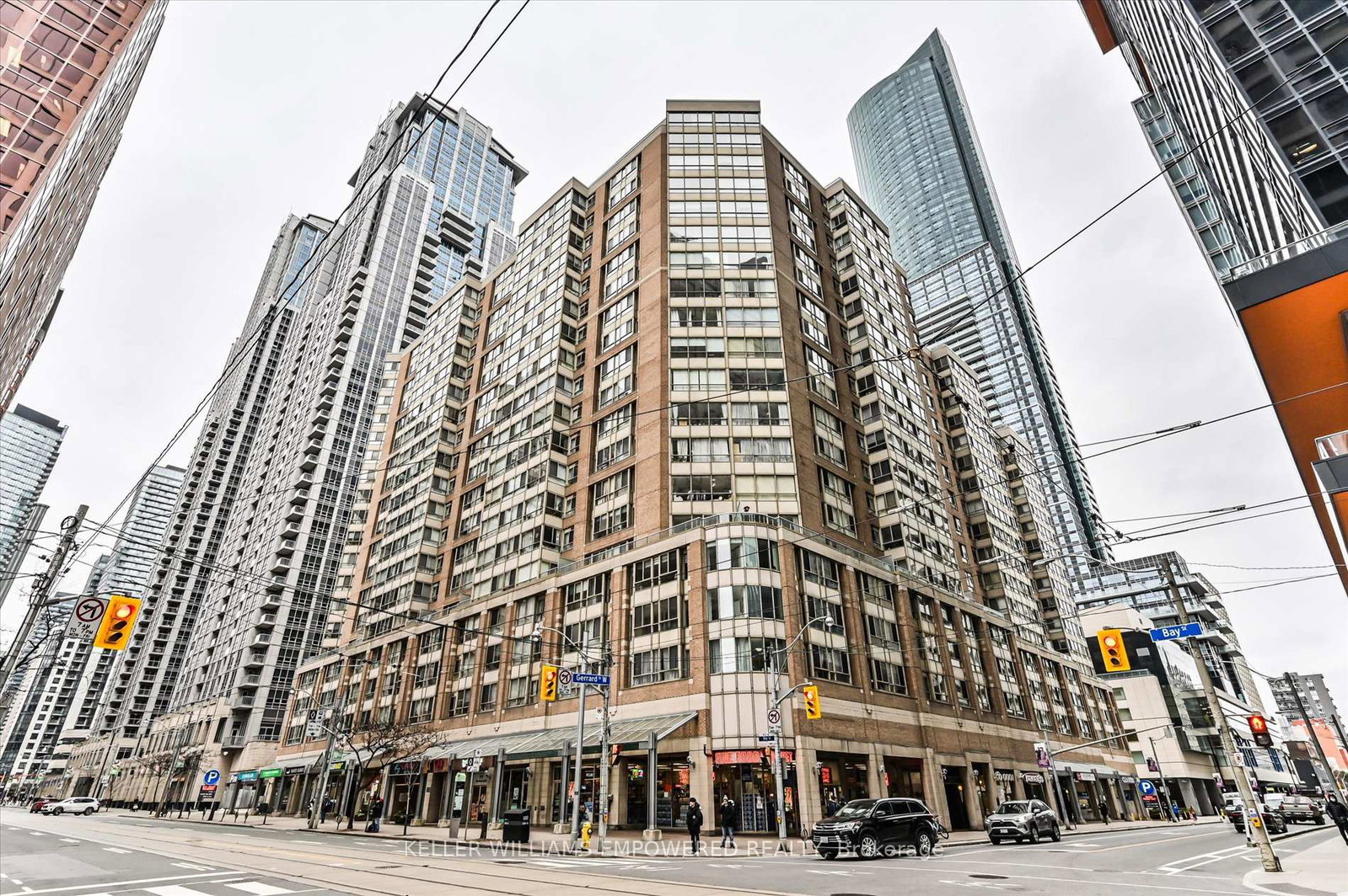 711-bay-street-toronto-toronto-ontario-c13791020