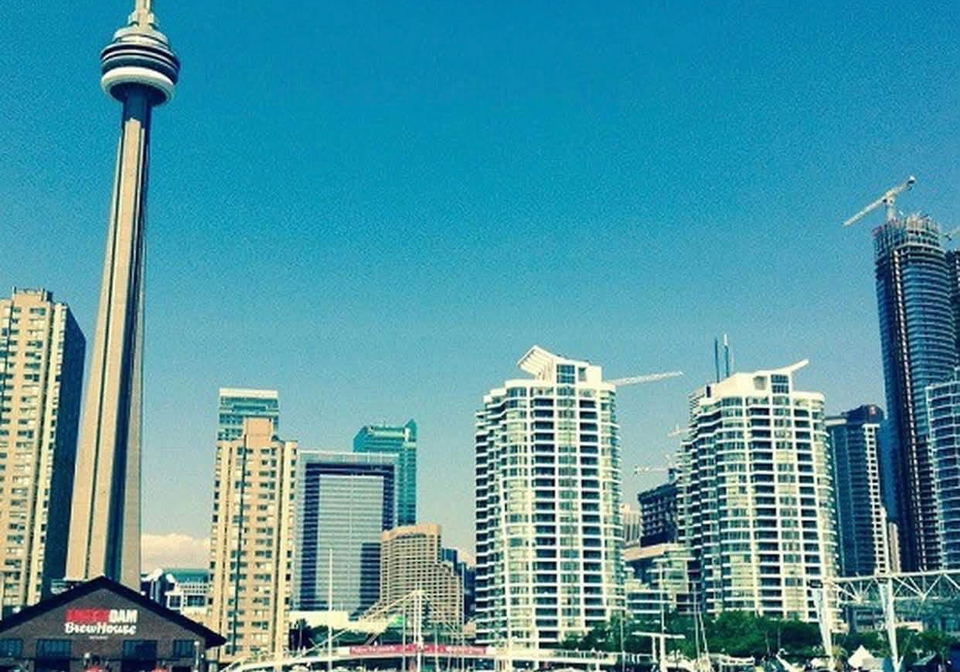 228-queens-quay-w-toronto-toronto-ontario-c13791154