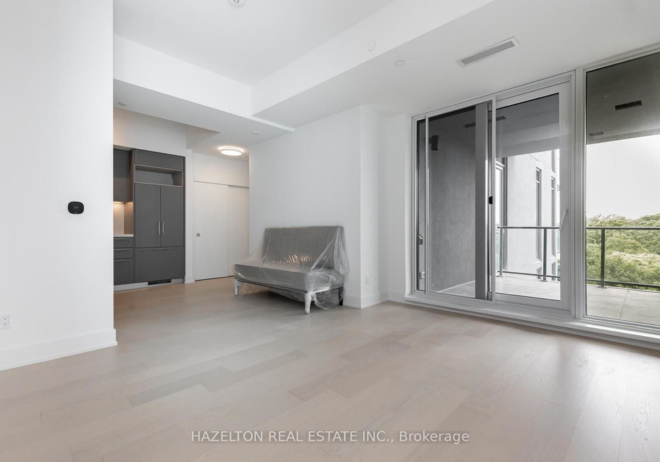 8-manor-road-w-toronto-toronto-ontario-c13791978