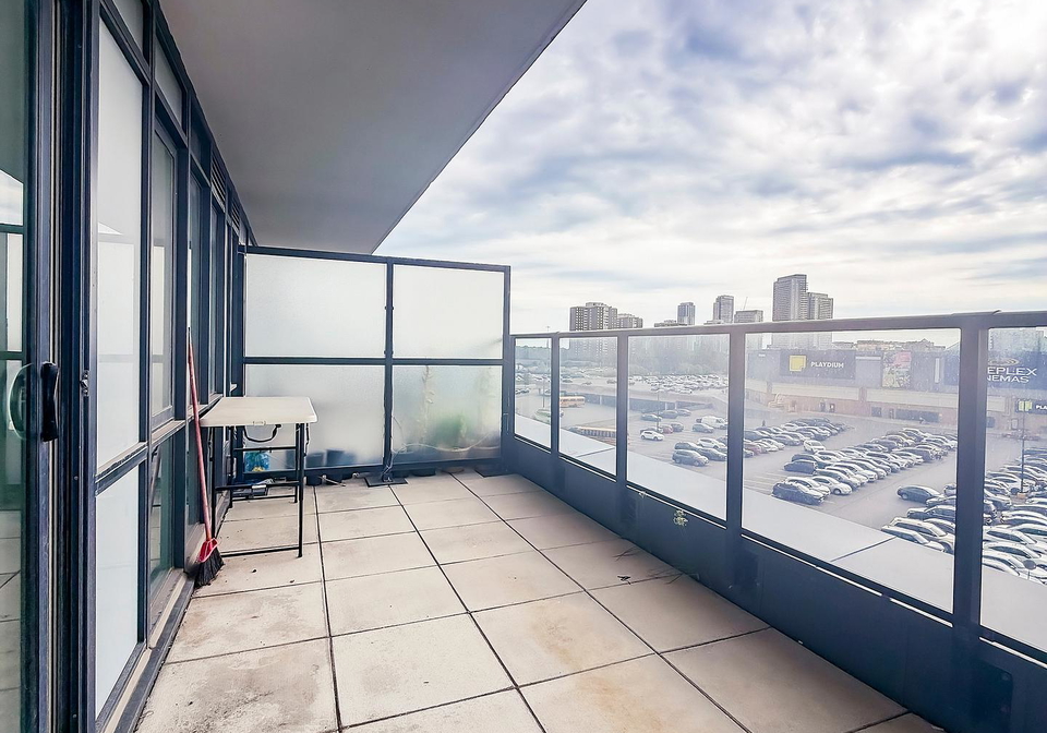128-fairview-mall-drive-toronto-north-york-ontario-c13792572