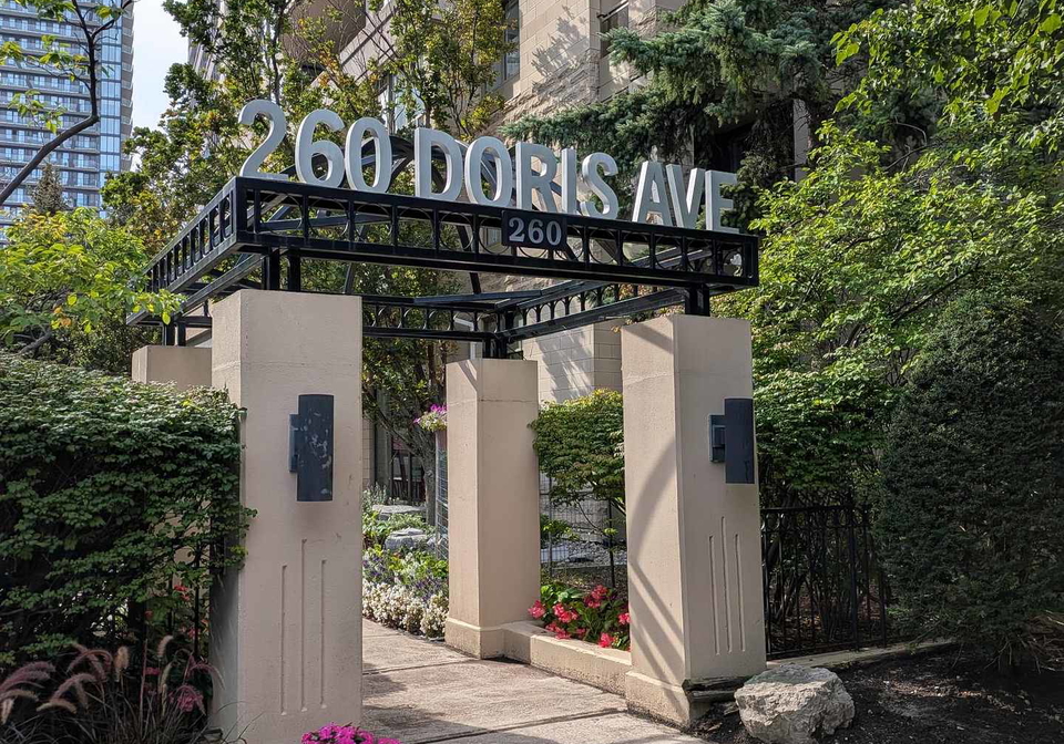 260-doris-avenue-toronto-north-york-ontario-c13792890