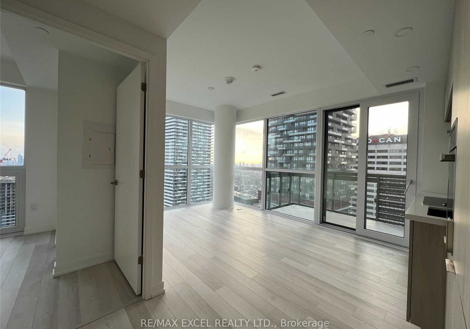 39-roehampton-avenue-toronto-toronto-ontario-c13793120