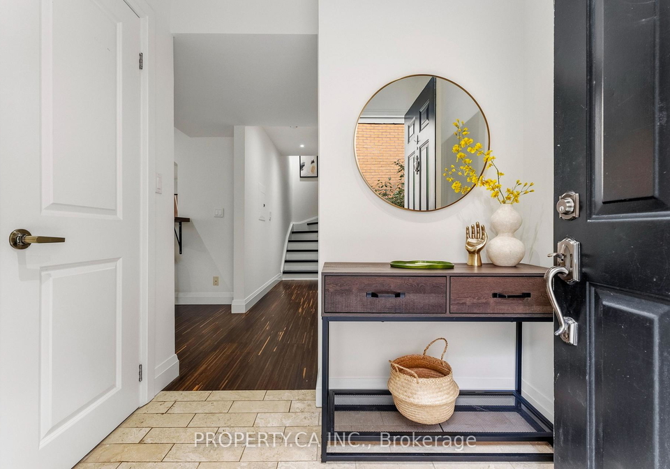 208-niagara-street-toronto-toronto-ontario-c13793496