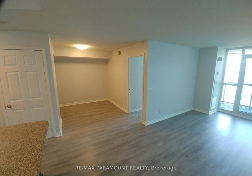 19-grand-trunk-crescent-toronto-toronto-ontario-c13793588