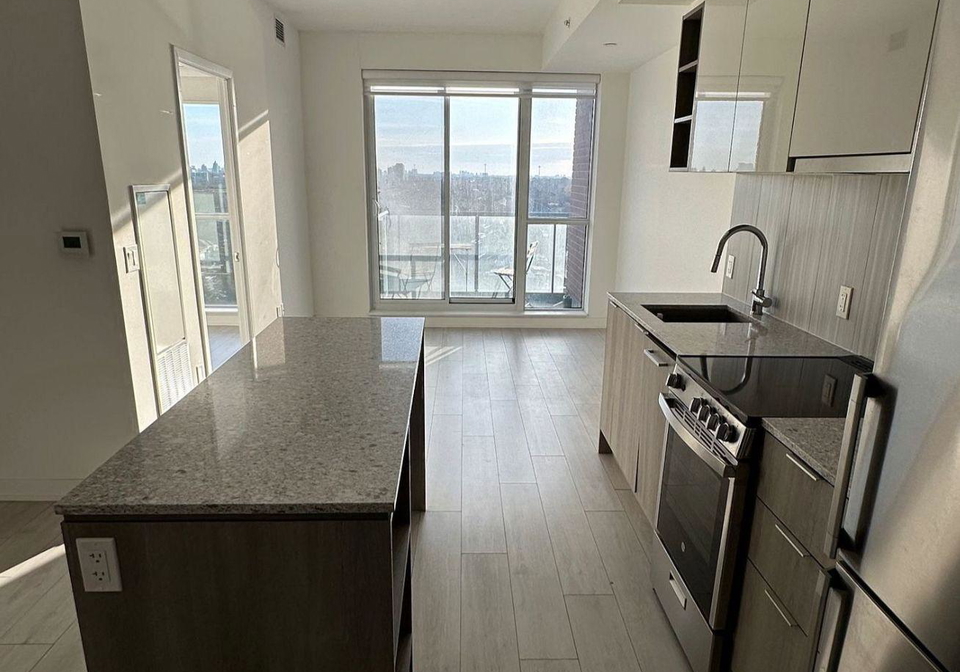 31-tippett-road-toronto-toronto-ontario-c13793620