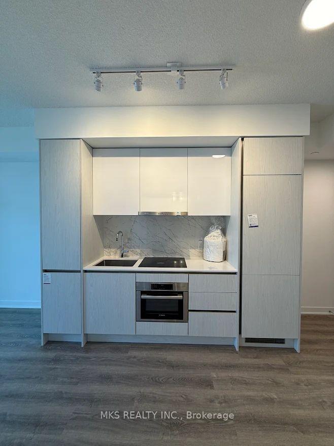 180-front-street-e-toronto-toronto-ontario-c13793644