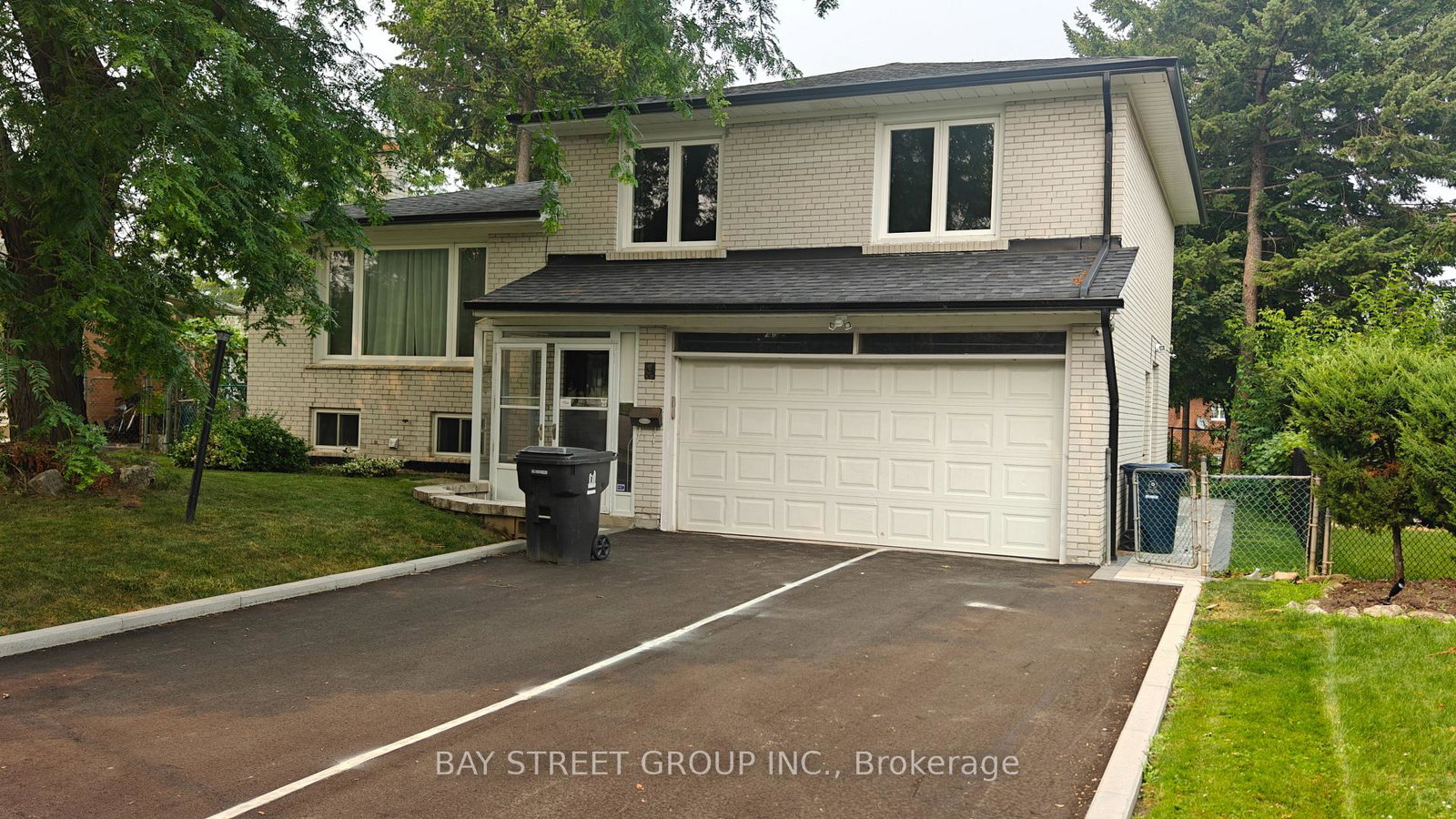 9-mosedale-crescent-toronto-north-york-ontario-c13793982
