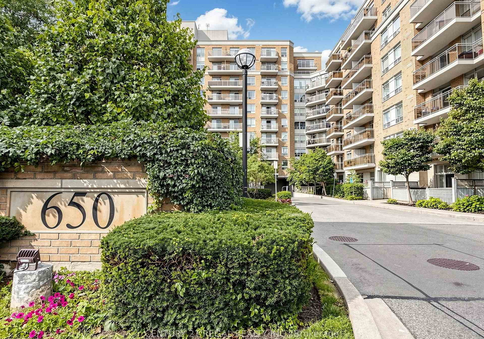 650-lawrence-avenue-w-toronto-toronto-ontario-c13794918