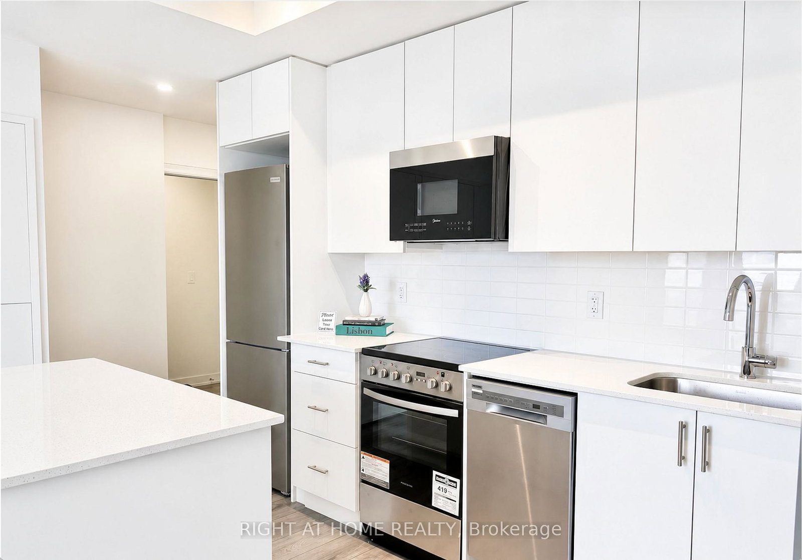 15-ellerslie-avenue-toronto-toronto-ontario-c13795020