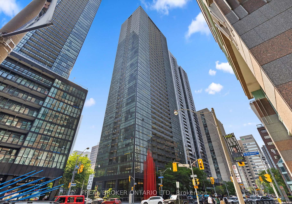 110-charles-street-e-toronto-toronto-ontario-c13795104