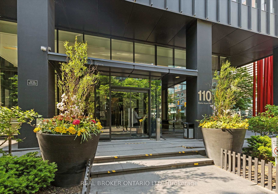110-charles-street-e-toronto-toronto-ontario-c13795104