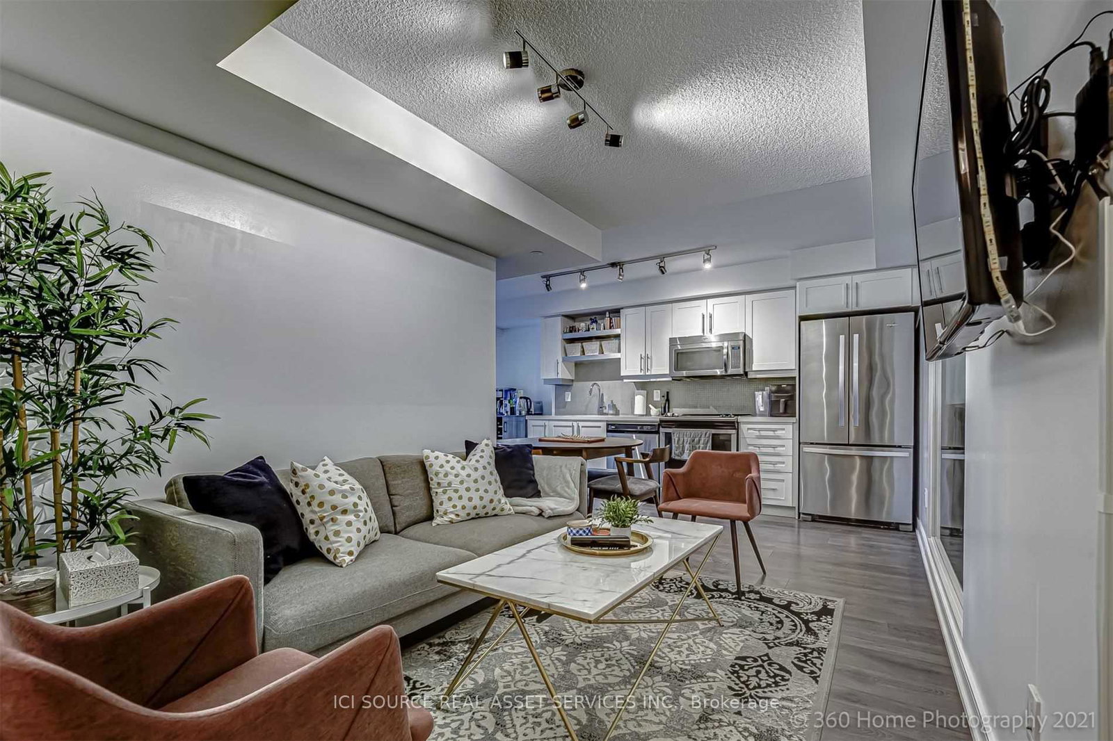 525-adelaide-street-w-toronto-toronto-ontario-c13795142