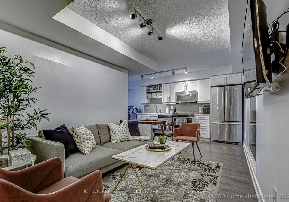 525-adelaide-street-w-toronto-toronto-ontario-c13795142