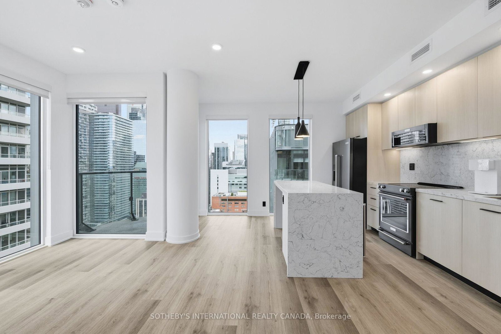 30-mutual-street-toronto-toronto-ontario-c13795302