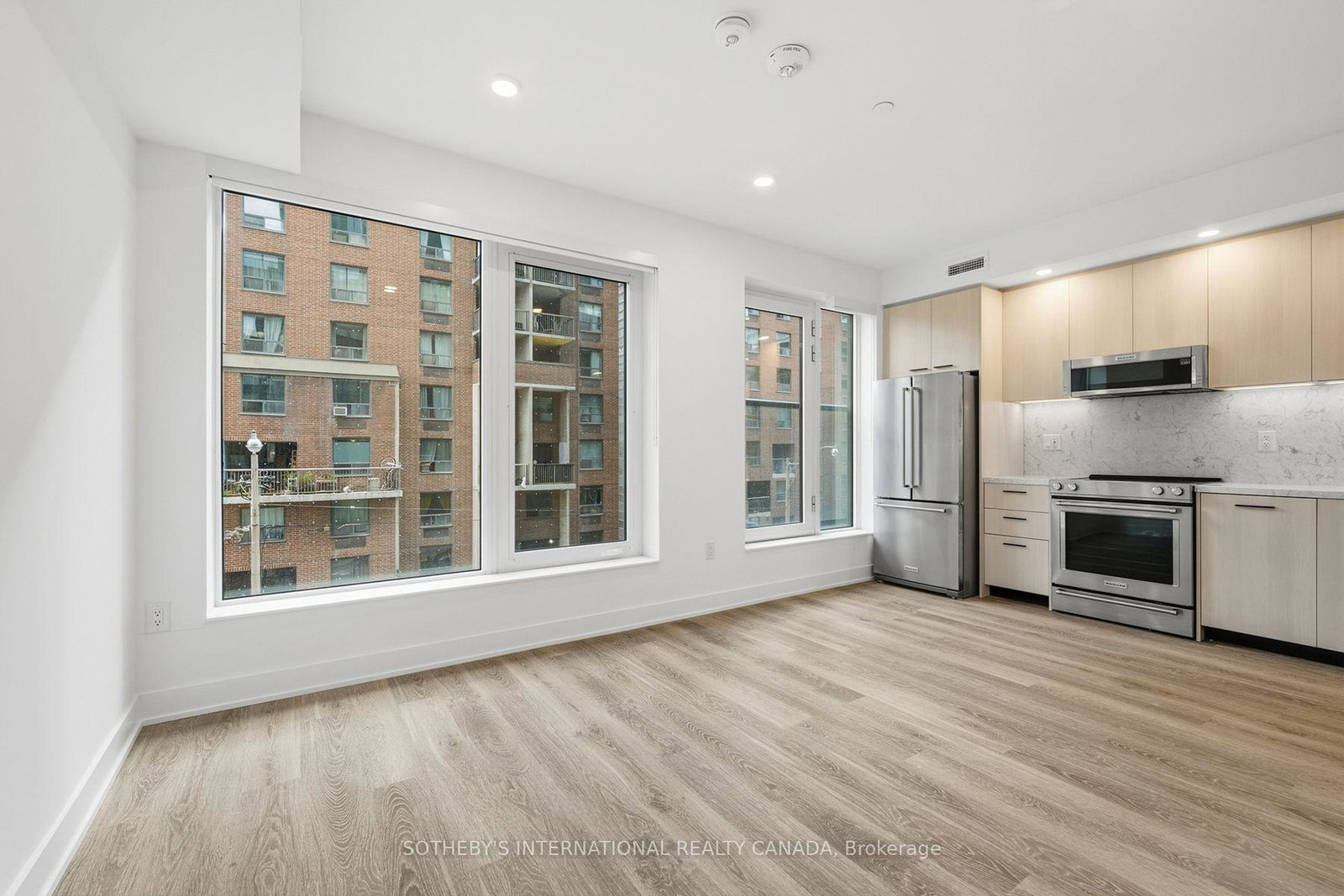 30-mutual-street-toronto-toronto-ontario-c13795312