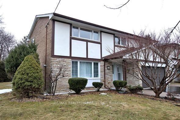 19-appian-drive-toronto-north-york-ontario-c13795440