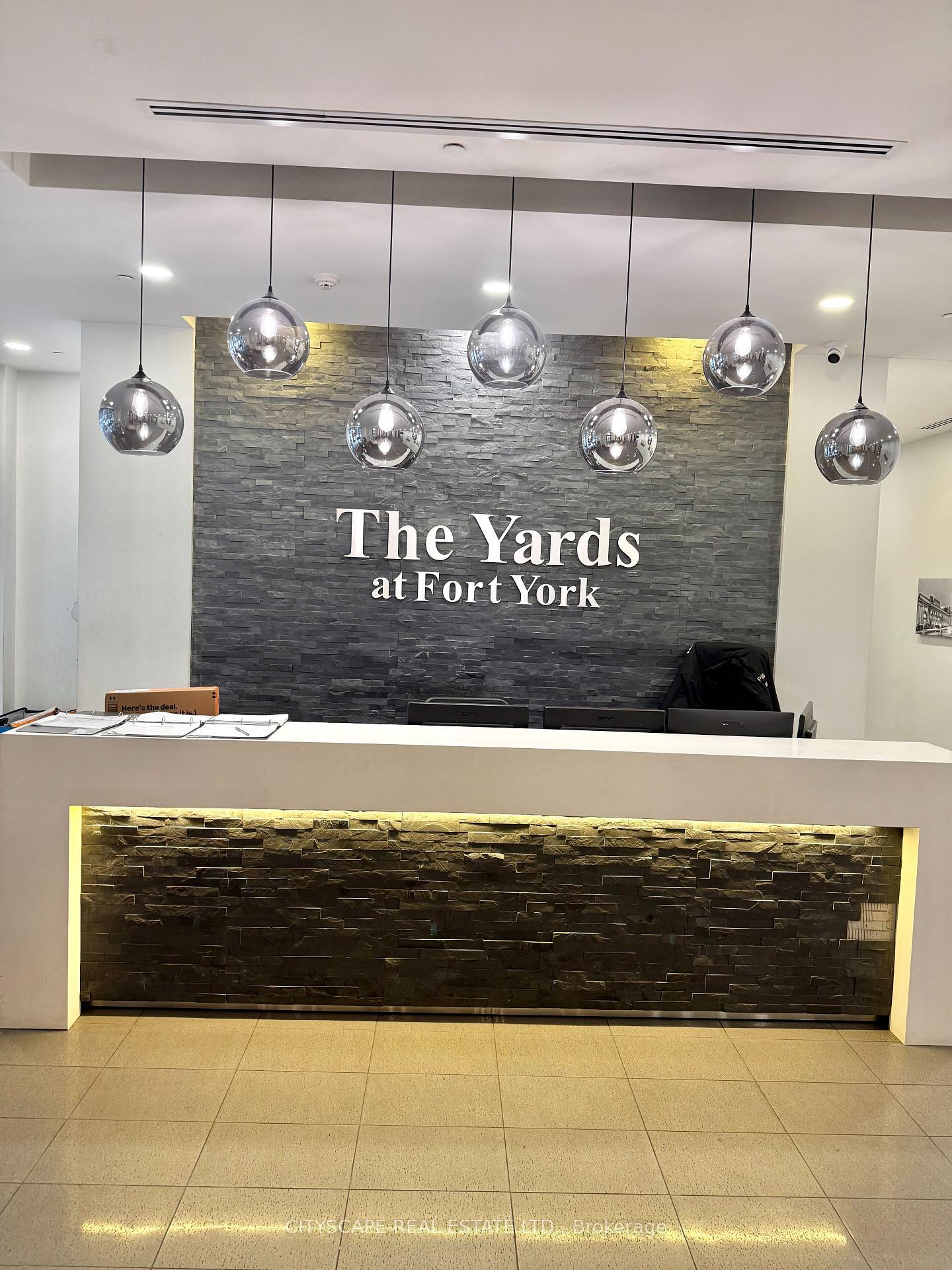 20-bruyeres-mews-toronto-toronto-ontario-c13796142